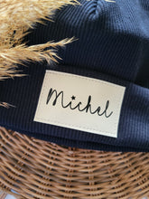 Laden Sie das Bild in den Galerie-Viewer, Personalisierte Beaniemütze l Dunkelblau