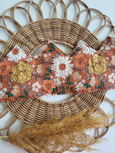 Laden Sie das Bild in den Galerie-Viewer, Geburtstagskrone l Vintage Flowers