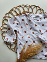 Laden Sie das Bild in den Galerie-Viewer, Basic l Shirt l apple