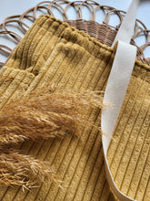 Laden Sie das Bild in den Galerie-Viewer, Shopping Bag | Cord helles Camel