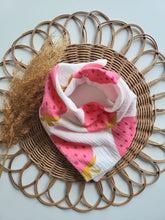 Laden Sie das Bild in den Galerie-Viewer, Halstuch l Musselin l Erdbeere