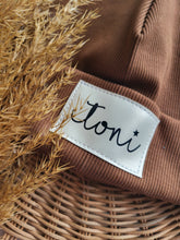 Laden Sie das Bild in den Galerie-Viewer, Personalisierte Beaniemütze l Sweet Caramel