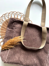 Laden Sie das Bild in den Galerie-Viewer, Shopping Bag | Breitcord Braun