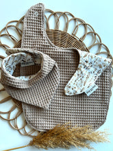 Laden Sie das Bild in den Galerie-Viewer, Set l Sabberli l Halstuch