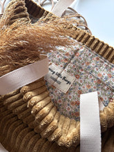 Laden Sie das Bild in den Galerie-Viewer, Shopper | golden Yellow