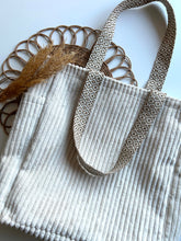 Laden Sie das Bild in den Galerie-Viewer, Shopping Bag | Cord natur