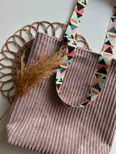 Laden Sie das Bild in den Galerie-Viewer, Shopper | Cord Altrosa