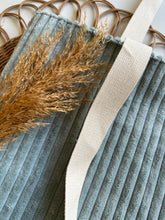 Laden Sie das Bild in den Galerie-Viewer, Shopper | Cord Altmint