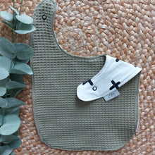 Laden Sie das Bild in den Galerie-Viewer, Sabberli l Lätzchen l khaki