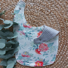 Laden Sie das Bild in den Galerie-Viewer, Sabberli | Lätzchen I hellgrau