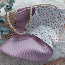 Laden Sie das Bild in den Galerie-Viewer, Babydecke l Altrosa l Flowers