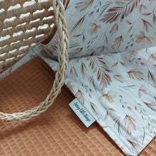 Laden Sie das Bild in den Galerie-Viewer, Babydecke l Camel l Flying Leaves