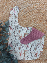 Laden Sie das Bild in den Galerie-Viewer, Sabberli l Lätzchen l altrosa