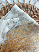 Laden Sie das Bild in den Galerie-Viewer, Halstuch l Musselin l helkes beige
