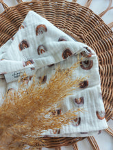 Laden Sie das Bild in den Galerie-Viewer, Halstuch l Musselin l Regenbogen