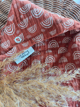 Laden Sie das Bild in den Galerie-Viewer, Halstuch l Musselin l Regenbogen l rost-orange