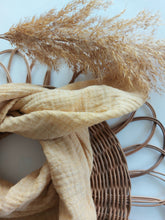 Laden Sie das Bild in den Galerie-Viewer, Halstuch l Musselin l ocker melange