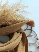 Laden Sie das Bild in den Galerie-Viewer, Halstuch l Musselin l Camel