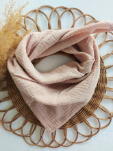 Laden Sie das Bild in den Galerie-Viewer, Halstuch l Musselin l helles Rosa