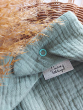 Laden Sie das Bild in den Galerie-Viewer, Halstuch I Musselin I altmint