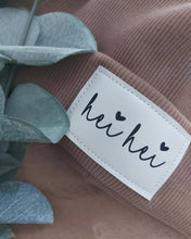 Laden Sie das Bild in den Galerie-Viewer, Personalisierte Beaniemütze l Camel Beige