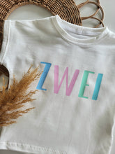 Laden Sie das Bild in den Galerie-Viewer, Geburtstagsshirt | Kurzarm | bunt
